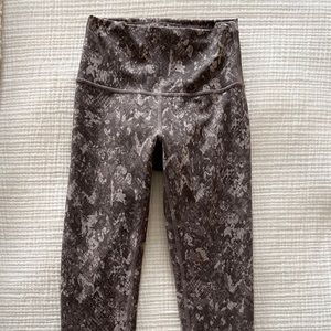 Lululemon Wunder Train Leggings